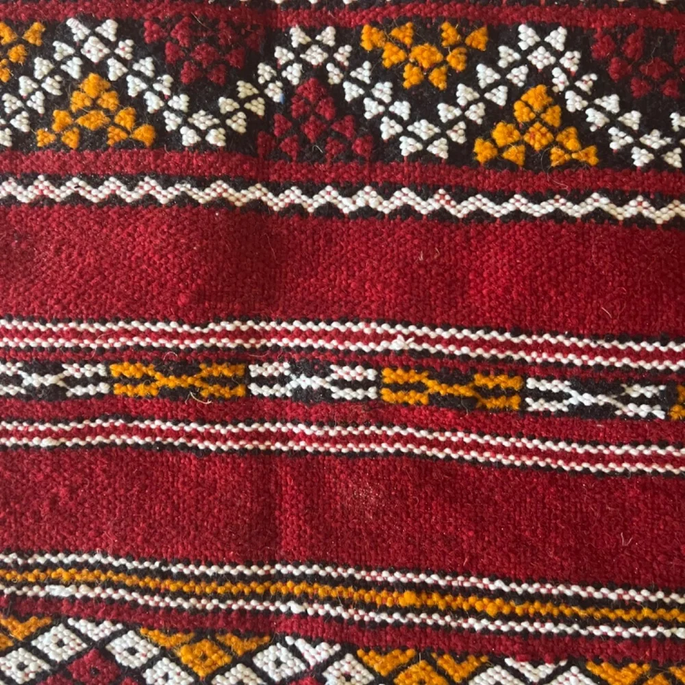 Moroccan Wool Rug handmade - Picture 5 of 6